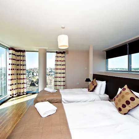 Staycity Aparthotels Millennium Walk-3
